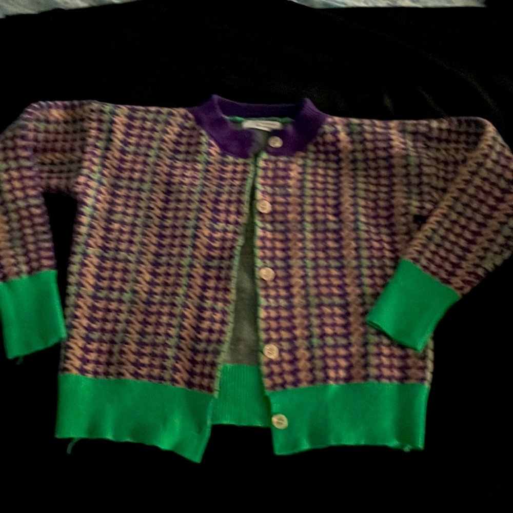 Small Women’s Cardigan for the Fall and Winter